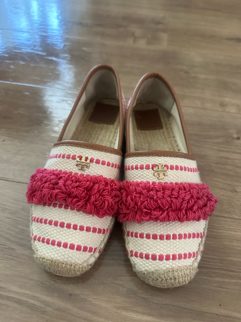 Tory Burch Cream Raffia Espadrille Loafers with Pink Fringe